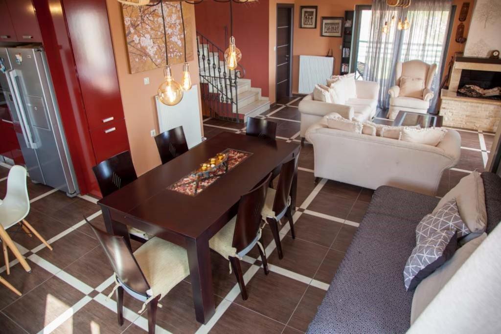 Troianata Villa Tzanatos מראה חיצוני תמונה